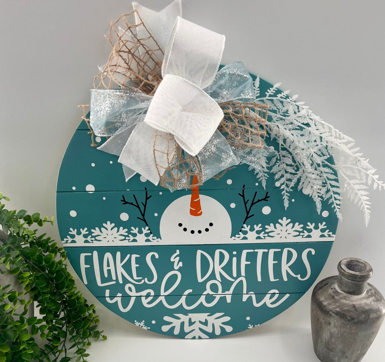 Flakes And Drifters Welcome - Cascade - 18” Faux Pallet Door Hanger