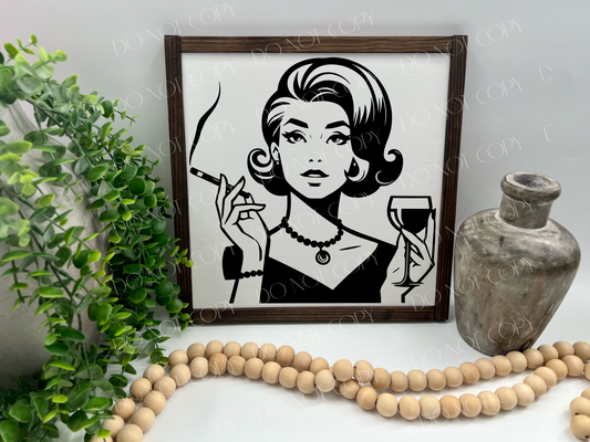 Vintag Lady Wine & Cigar - White/Thick/E. Black - Wood Signe