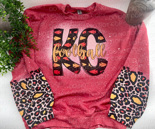 KC Football Leopard - Bleached Sweatshirt With Printed Sleeve