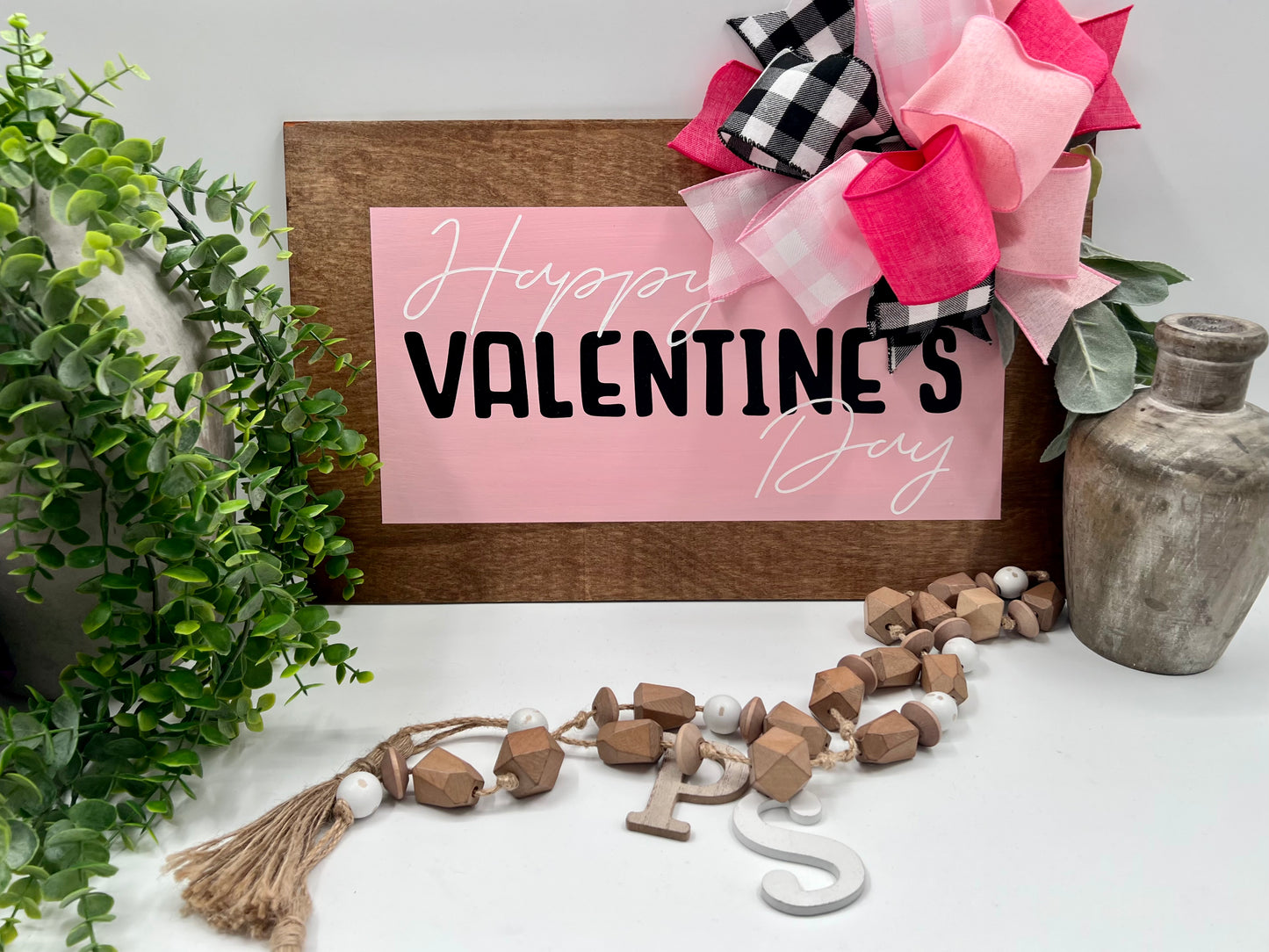 Happy Valentine’s Day - Early American - 18x11” Rectangle Door Hanger